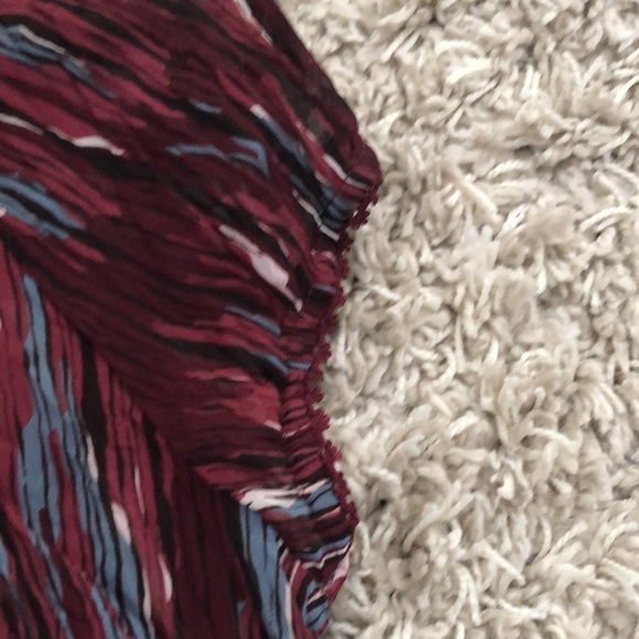 Red/ blue patterned short sleeve blouse with buttons, sOliver Brand, Eur38/US8 - Picture 4 of 7